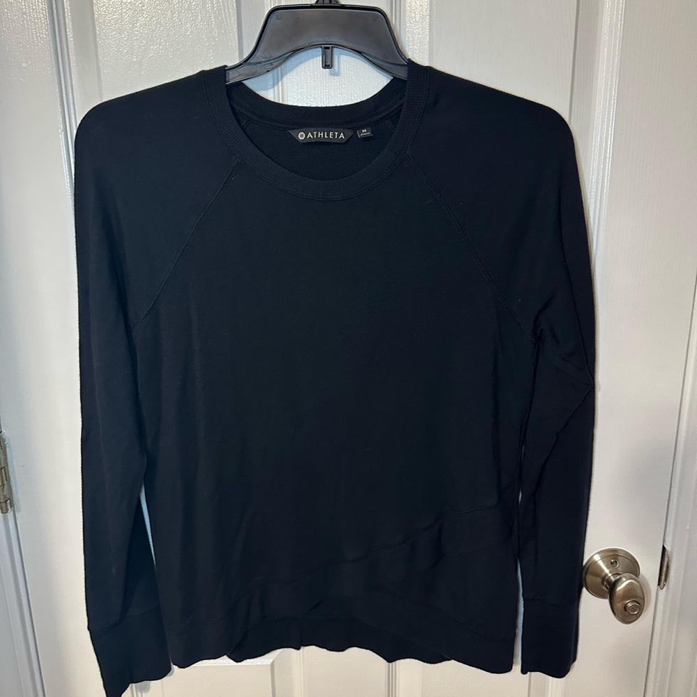 Athleta Womens Long Sleeve Shirt Medium Super Soft Lightweight Athletic Casual